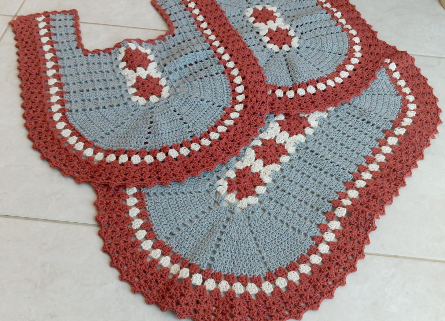 jogo de banheiro croche vermelho-feito por Biguaçu