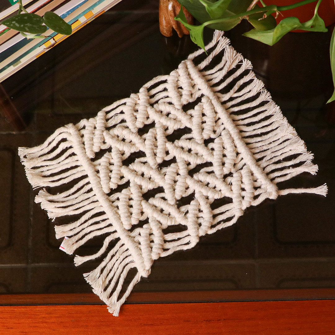 descanso macrame,porta copo macrame,descanso panela macrame,descando vela macrame,macrame.jpg