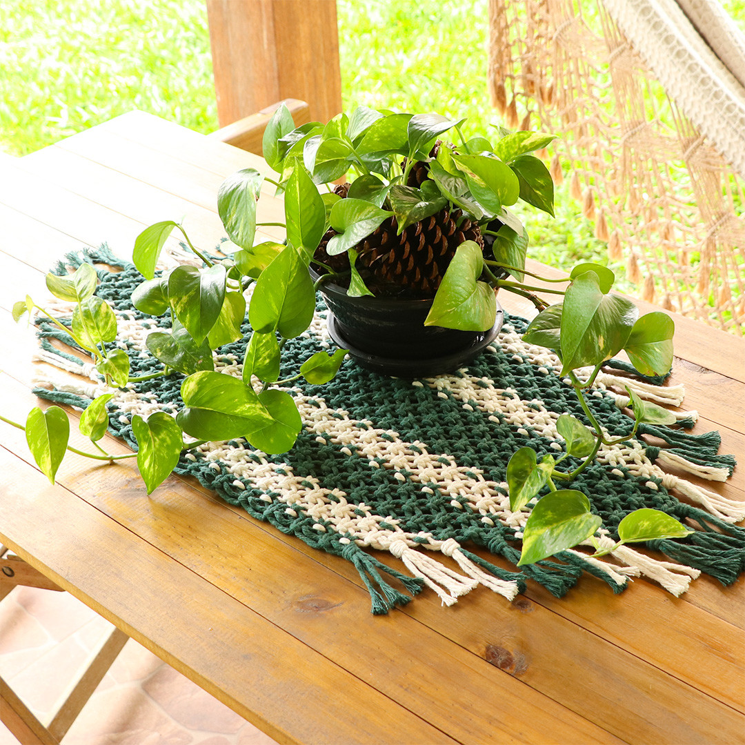 centro mesa macrame,caminho mesa macrame,trilho mesa macrame,jogo americano macrame,toalha macrame.jpg