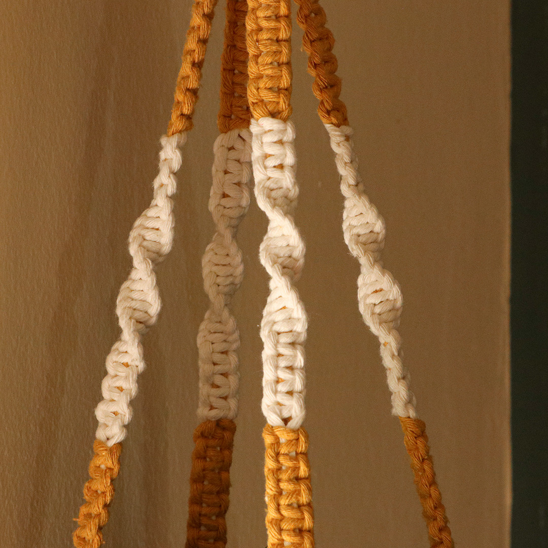 suporte para planta em macrame2.jpg