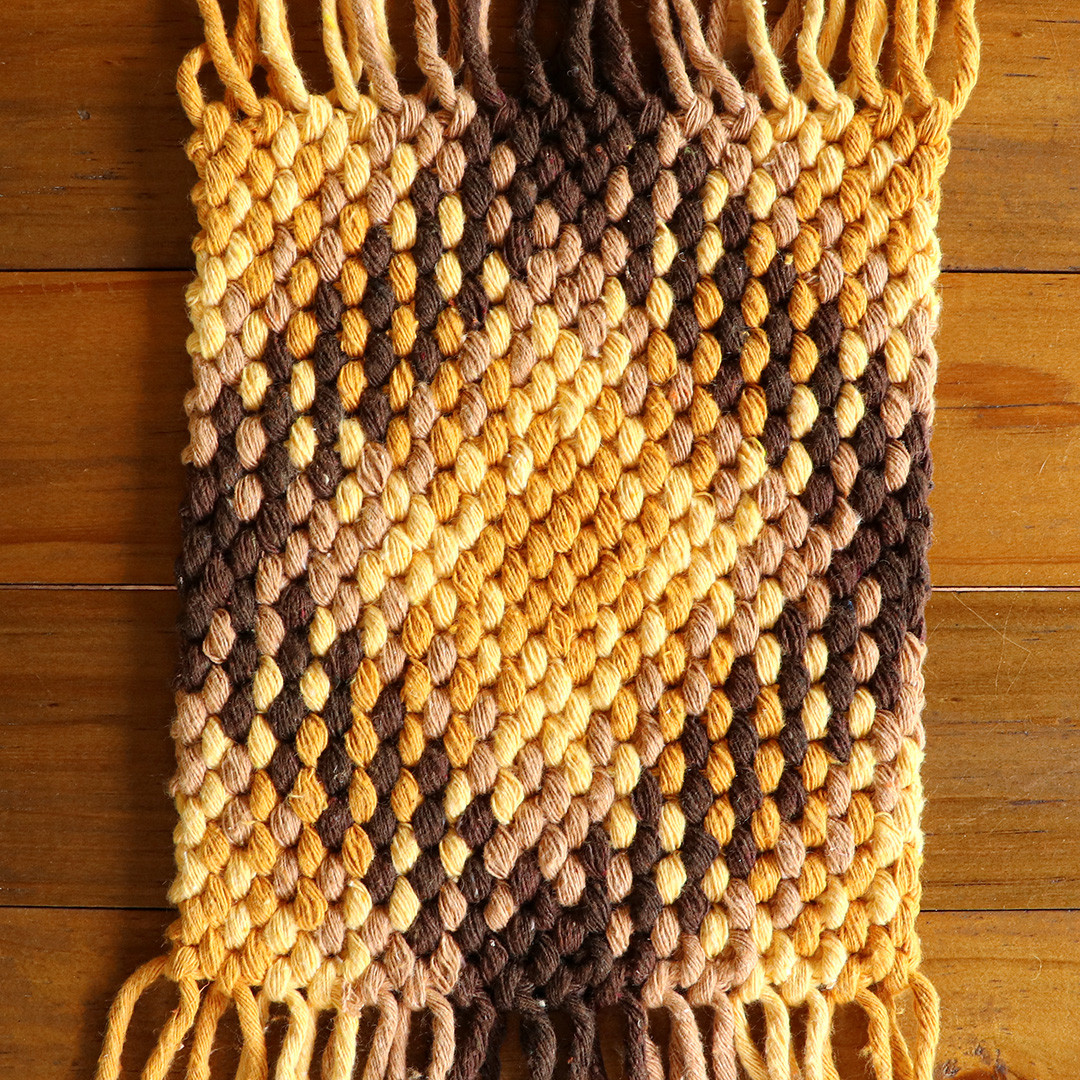 descanso panela macrame,centro de mesa macrame,sousplat macrame,jogo americano macrame,macrame 2.jpg