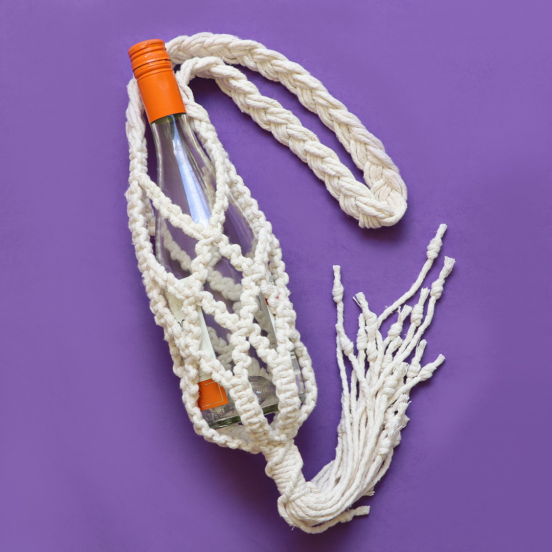 Bolsa Porta Garrafa de Macrame,porta garrafa macrame,suporte garrafa macrame,bolsa garrafa macrame,macrame.jpg
